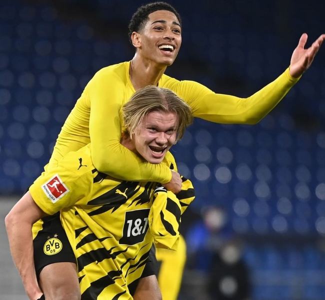 江的少年 江的少年