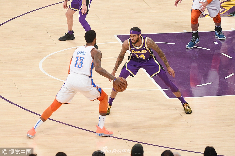 他在赛场上 他在赛场上