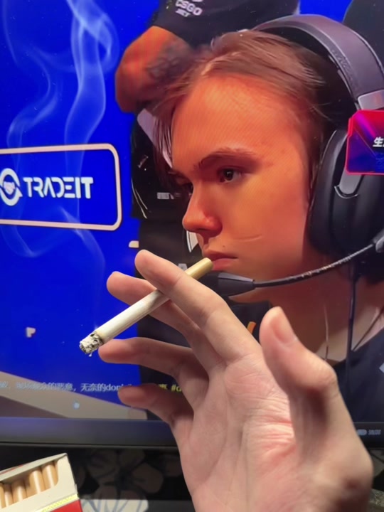 年一度的周 年一度的周