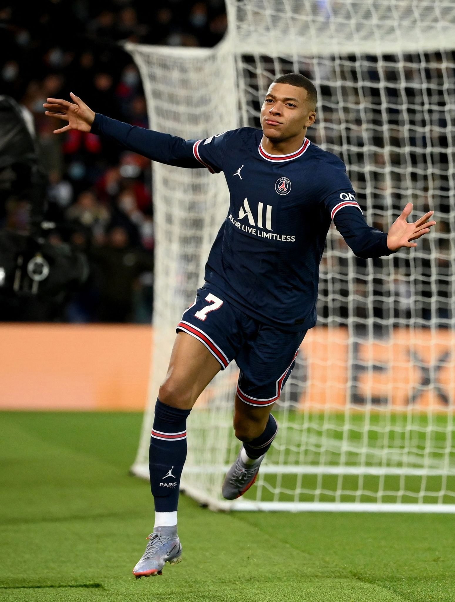 不仅是庆祝 不仅是庆祝